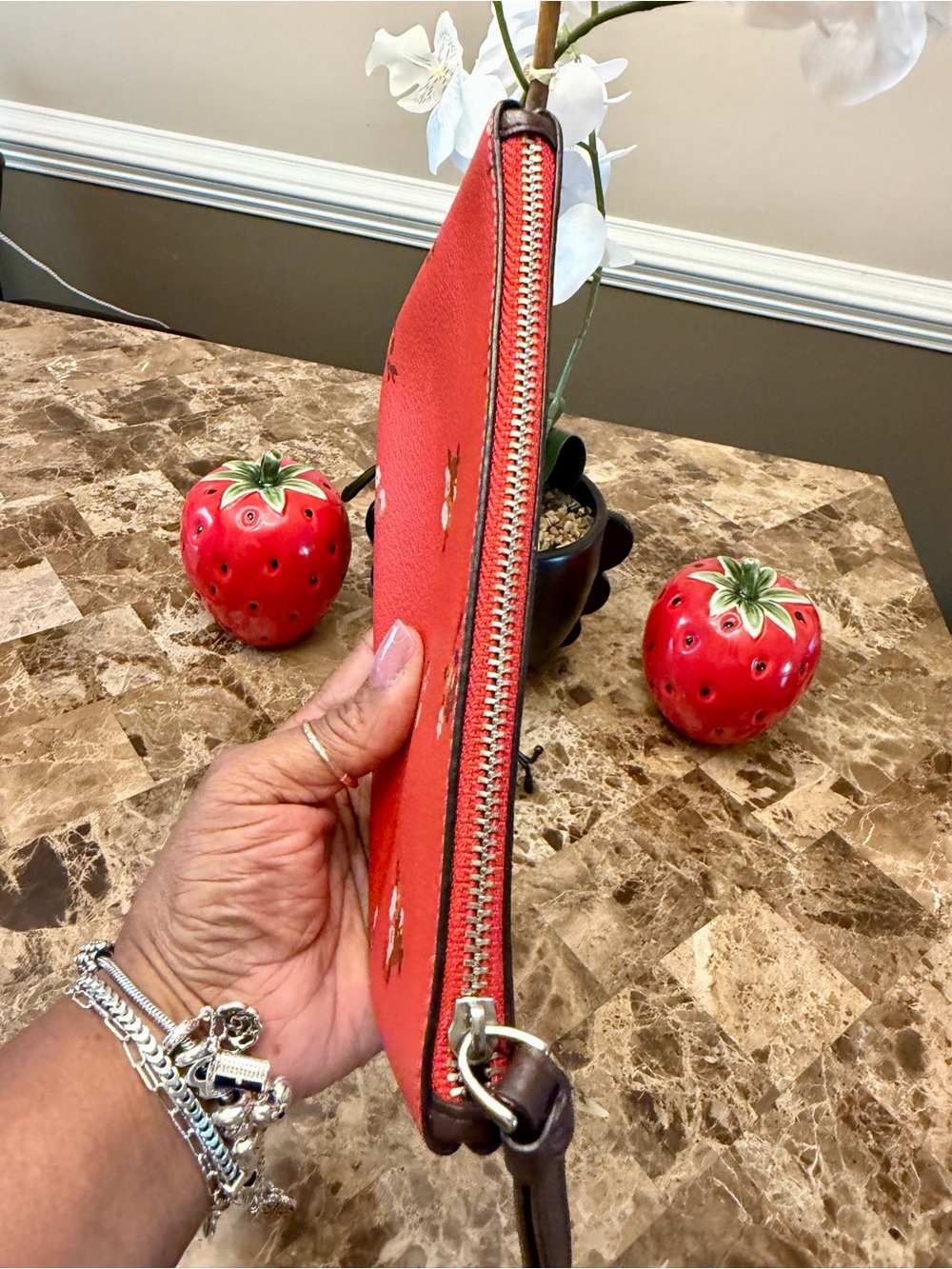 Coach Large Wristlet in Baby Bouquet Print Red Multi - Picture 5 of 10